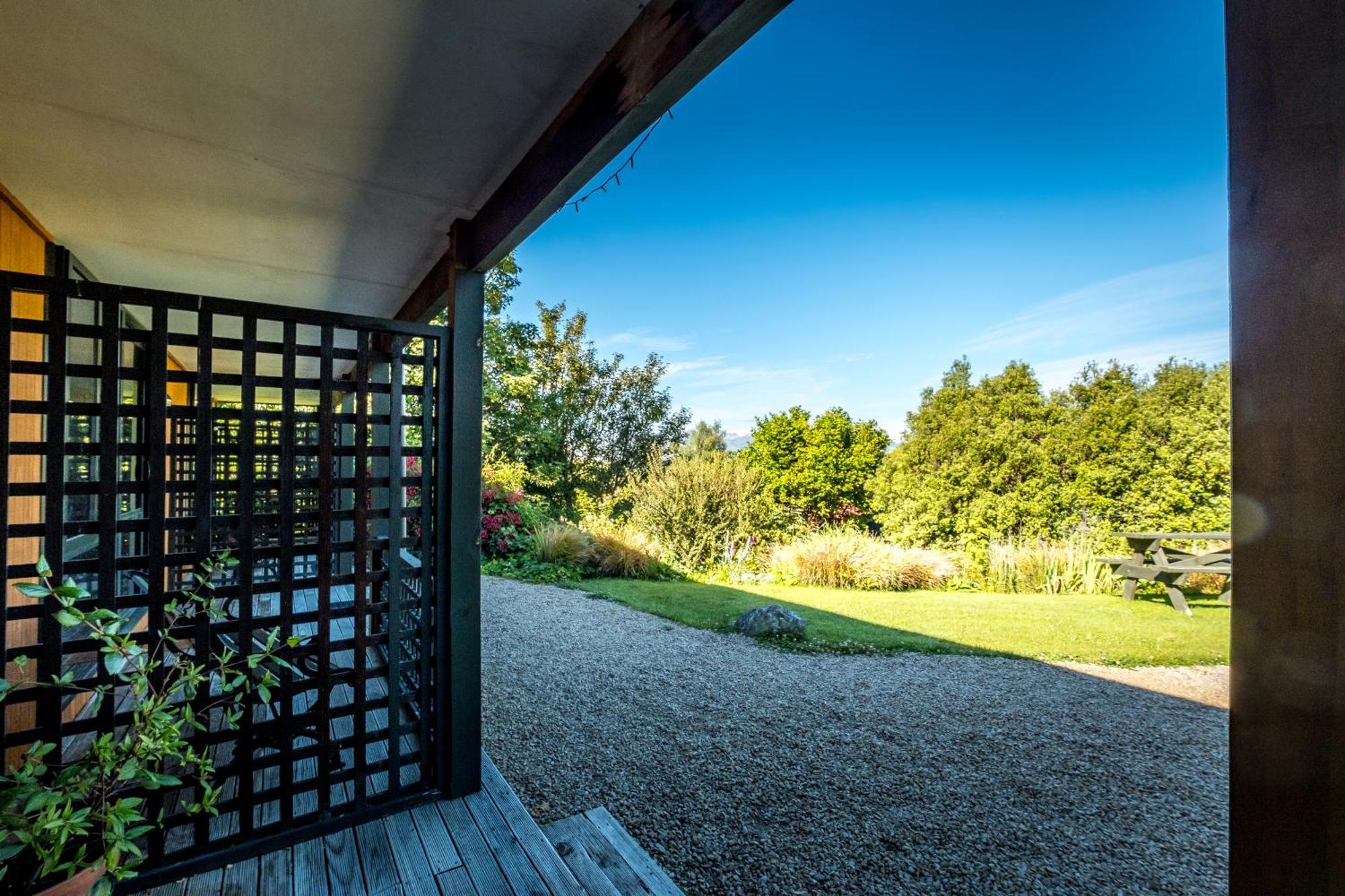 Alpine Garden Motel 4*